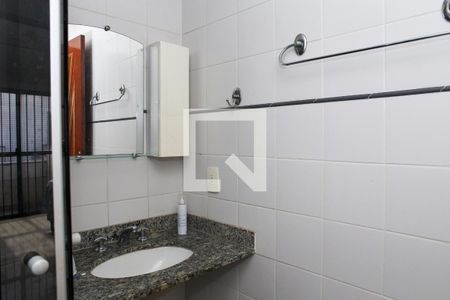 Casa de condomínio para alugar com 127m², 3 quartos e 1 vagaBanheiro