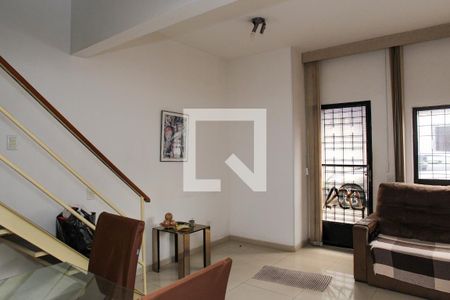 Sala de casa de condomínio à venda com 3 quartos, 127m² em Cachambi, Rio de Janeiro