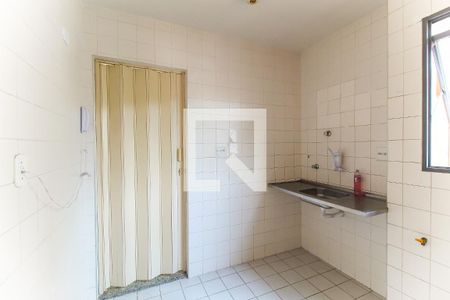 Apartamento à venda com 52m², 2 quartos e 1 vaga Apartamento à venda com 52m², 2 quartos e 1 vagaCozinha e Área de Serviço