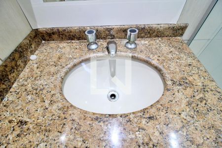 Apartamento à venda com 105m², 3 quartos e 2 vagasBanheiro da Suíte 1