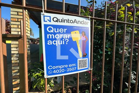 Casa à venda com 150m², 4 quartos e 2 vagasFachada