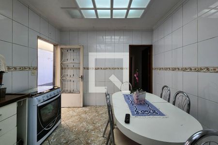 Casa para alugar com 238m², 3 quartos e 4 vagas Casa para alugar com 238m², 3 quartos e 4 vagasCozinha