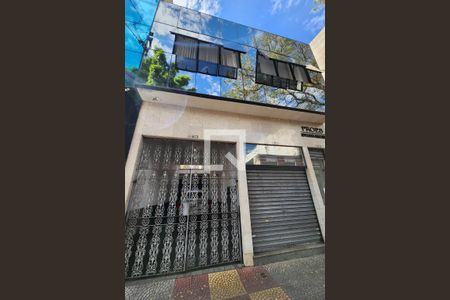Casa para alugar com 238m², 3 quartos e 4 vagas Casa para alugar com 238m², 3 quartos e 4 vagasFachada