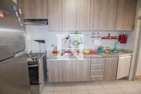 Apartamento à venda com 72m², 2 quartos e 1 vaga