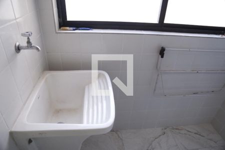 Apartamento para alugar com 80m², 3 quartos e 1 vagaÁrea de Serviço