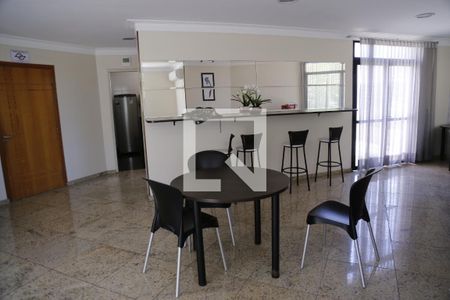 Apartamento para alugar com 80m², 3 quartos e 1 vagaÁrea comum - Salão de festas