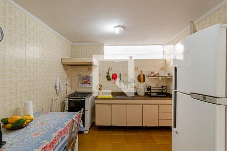 Casa à venda com 250m², 3 quartos e 2 vagas Casa à venda com 250m², 3 quartos e 2 vagasCozinha