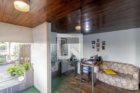 Casa à venda com 250m², 3 quartos e 2 vagas