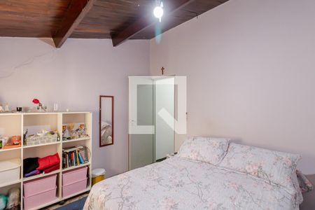 Casa à venda com 250m², 3 quartos e 2 vagas Casa à venda com 250m², 3 quartos e 2 vagasQuarto 2