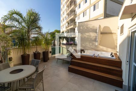 Casa de condomínio à venda com 366m², 5 quartos e sem vaga Casa de condomínio à venda com 366m², 5 quartos e sem vagaCobertura