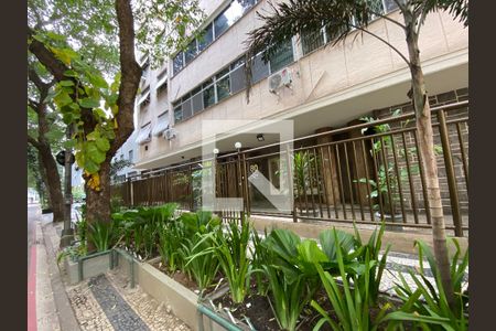 Apartamento à venda com 190m², 3 quartos e 1 vagaFachada