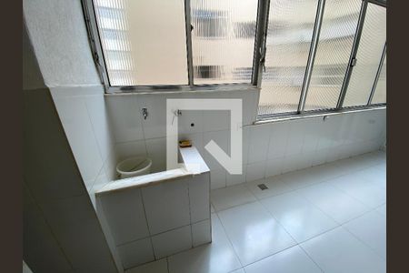 Apartamento à venda com 190m², 3 quartos e 1 vagaÁrea de Serviço