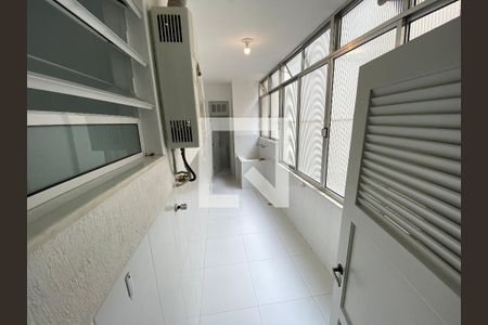 Apartamento à venda com 190m², 3 quartos e 1 vagaÁrea de Serviço