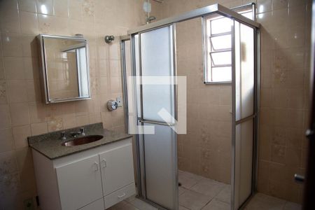 Casa à venda com 170m², 4 quartos e 2 vagas Casa à venda com 170m², 4 quartos e 2 vagasBanheiro