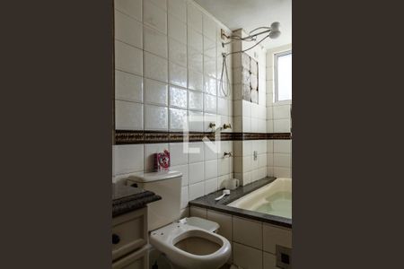 Apartamento para alugar com 39m², 1 quarto e sem vaga Apartamento para alugar com 39m², 1 quarto e sem vagaBanheiro da Suíte