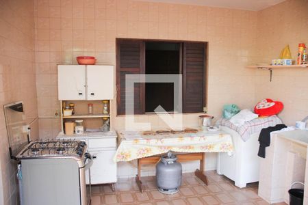 Casa à venda com 300m², 3 quartos e 2 vagas Casa à venda com 300m², 3 quartos e 2 vagasLavanderia