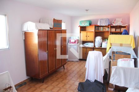 Casa à venda com 300m², 3 quartos e 2 vagas Casa à venda com 300m², 3 quartos e 2 vagasEdicula