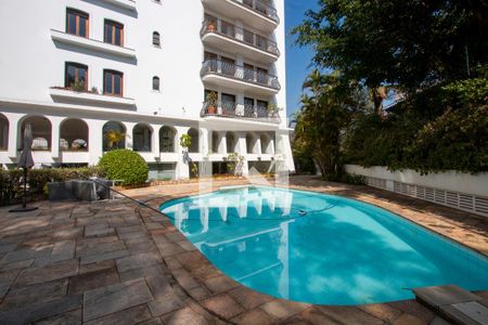 Apartamento à venda com 210m², 4 quartos e 4 vagasÁrea comum - Piscina