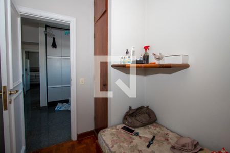 Apartamento à venda com 210m², 4 quartos e 4 vagasQuarto de Serviço 1