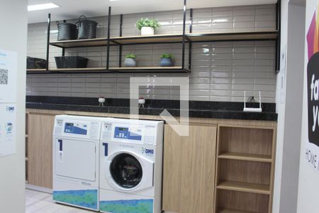 Apartamento à venda com 34m², 1 quarto e sem vagaÁrea comum - Lavanderia