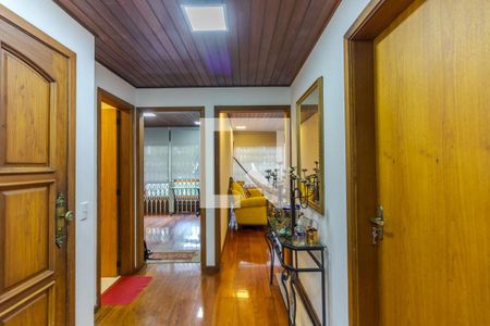 Apartamento à venda com 156m², 4 quartos e 3 vagasCorredor