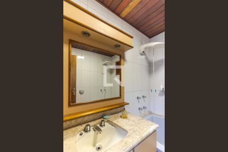 Apartamento à venda com 156m², 4 quartos e 3 vagasBanheiro Social