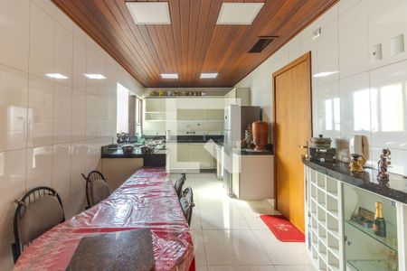 Apartamento à venda com 156m², 4 quartos e 3 vagasCozinha