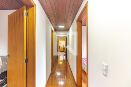 Apartamento à venda com 156m², 4 quartos e 3 vagasCorredor