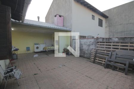 Casa à venda com 110m², 2 quartos e 3 vagasÁrea externa