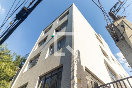 Apartamento à venda com 73m², 2 quartos e 1 vaga Apartamento à venda com 73m², 2 quartos e 1 vagaFachada