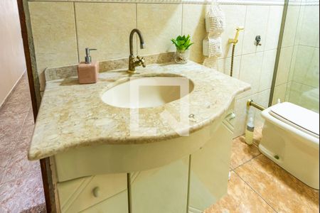 Casa à venda com 202m², 4 quartos e 2 vagas Casa à venda com 202m², 4 quartos e 2 vagasBanheiro