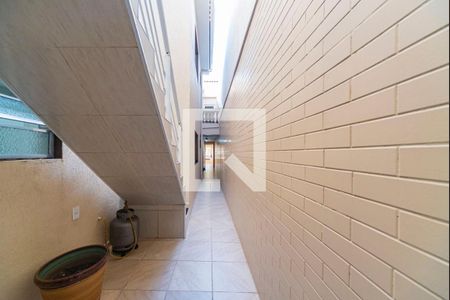 Casa à venda com 202m², 4 quartos e 2 vagas Casa à venda com 202m², 4 quartos e 2 vagasCorredor