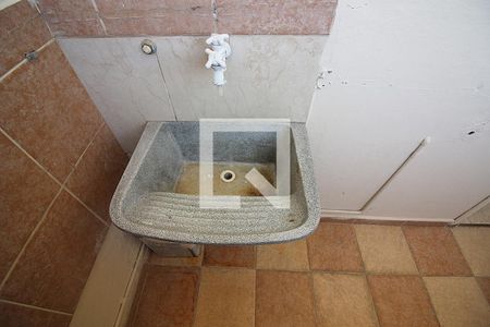 Apartamento à venda com 51m², 2 quartos e 1 vagaBanheiro Social