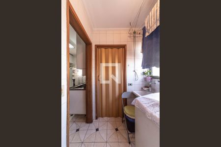 Apartamento à venda com 96m², 3 quartos e 2 vagas Apartamento à venda com 96m², 3 quartos e 2 vagasÁrea de Serviço