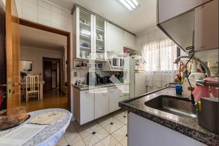 Apartamento à venda com 96m², 3 quartos e 2 vagas Apartamento à venda com 96m², 3 quartos e 2 vagasCozinha