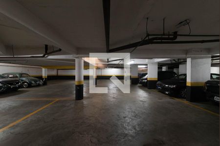 Apartamento à venda com 96m², 3 quartos e 2 vagas Apartamento à venda com 96m², 3 quartos e 2 vagasGaragem