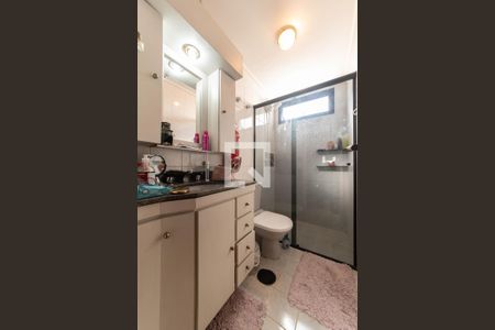 Apartamento à venda com 96m², 3 quartos e 2 vagas Apartamento à venda com 96m², 3 quartos e 2 vagasBanheiro Social