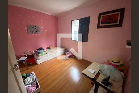 Casa à venda com 104m², 2 quartos e sem vaga