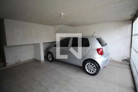 Casa à venda com 200m², 4 quartos e 2 vagasGaragem