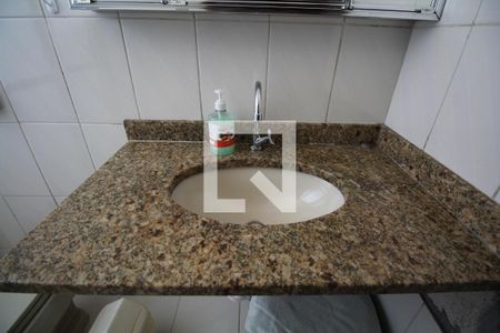 Casa à venda com 200m², 4 quartos e 2 vagasBanheiro da Suite 1