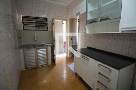 Casa à venda com 200m², 4 quartos e 2 vagasCozinha
