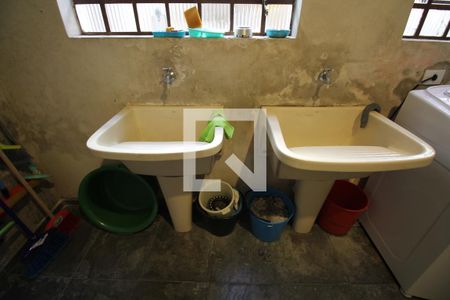 Casa à venda com 200m², 4 quartos e 2 vagasÁrea de Serviço