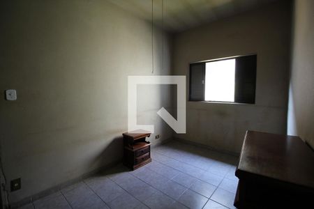 Casa à venda com 200m², 4 quartos e 2 vagasQuarto 4