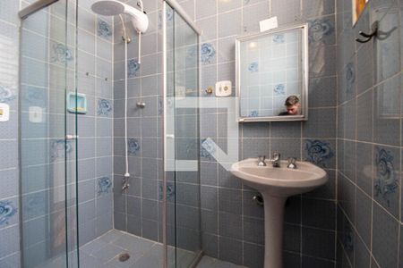 Casa à venda com 190m², 4 quartos e 3 vagas Casa à venda com 190m², 4 quartos e 3 vagasBanheiro Social