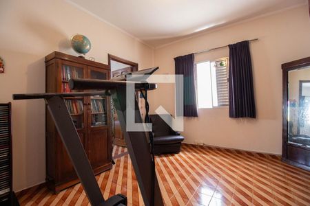 Casa à venda com 190m², 4 quartos e 3 vagas Casa à venda com 190m², 4 quartos e 3 vagasQuarto 1