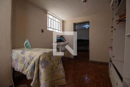 Casa à venda com 190m², 4 quartos e 3 vagas Casa à venda com 190m², 4 quartos e 3 vagasQuarto de Serviço