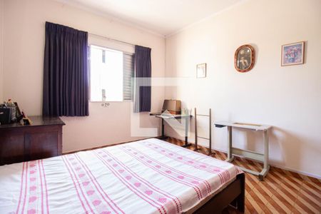 Casa à venda com 190m², 4 quartos e 3 vagas Casa à venda com 190m², 4 quartos e 3 vagasQuarto 2