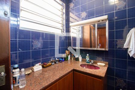 Casa à venda com 190m², 4 quartos e 3 vagas Casa à venda com 190m², 4 quartos e 3 vagasBanheiro da Suíte 1