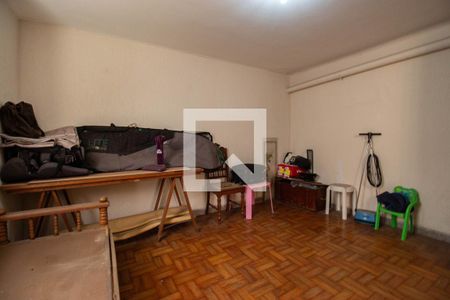 Casa à venda com 190m², 4 quartos e 3 vagas Casa à venda com 190m², 4 quartos e 3 vagasQuarto de Serviço