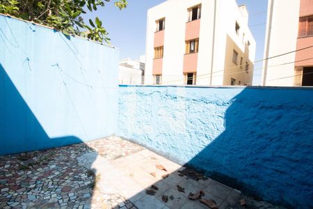 Casa à venda com 152m², 3 quartos e 2 vagas Casa à venda com 152m², 3 quartos e 2 vagasQuintal